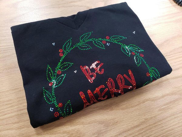 Be Merry Wreath Black V-neck T-shirt